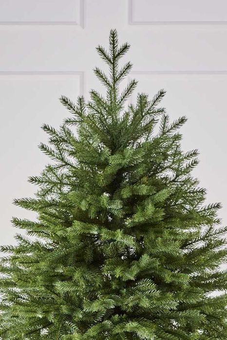 Новогодняя ёлка искусственная  для праздника