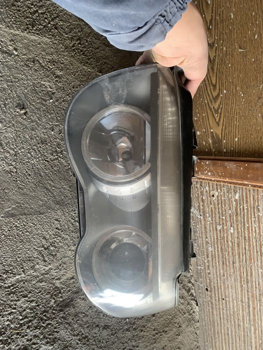 Фара на BMW 730 лонг 2005 года