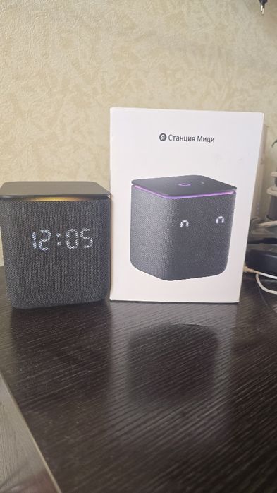 Яндекс станция Алиса Миди