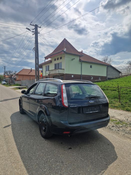 Ford focus 1.6 benzina  2009