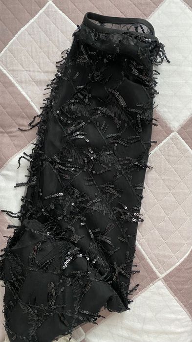 Вечерняя миди юбка с пайетками