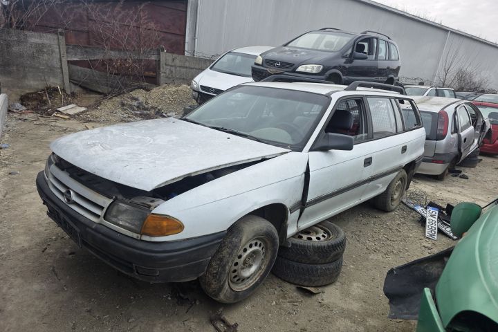 Delcou Opel Astra 1994 1.4 MT (60 hp)