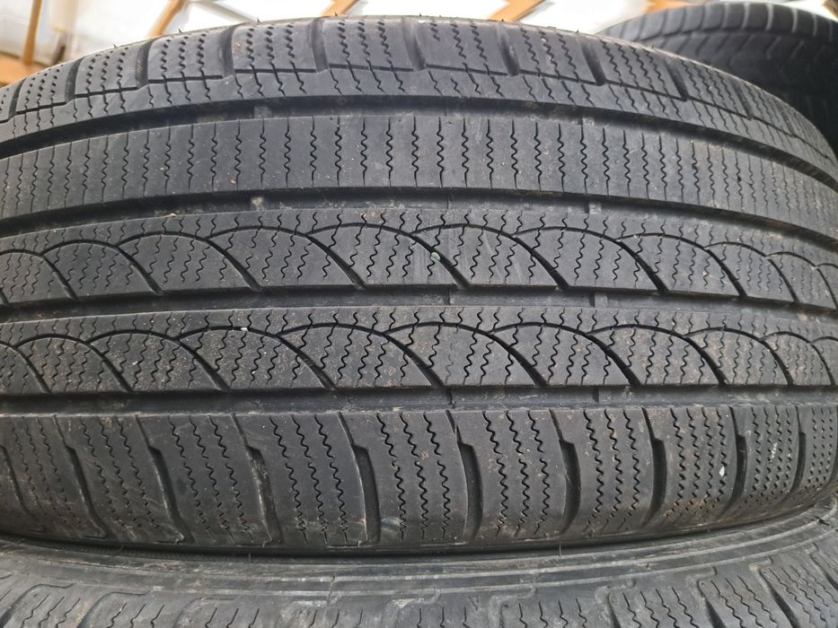 4 anvelope 235/60 R17 Minerva și Cooper
