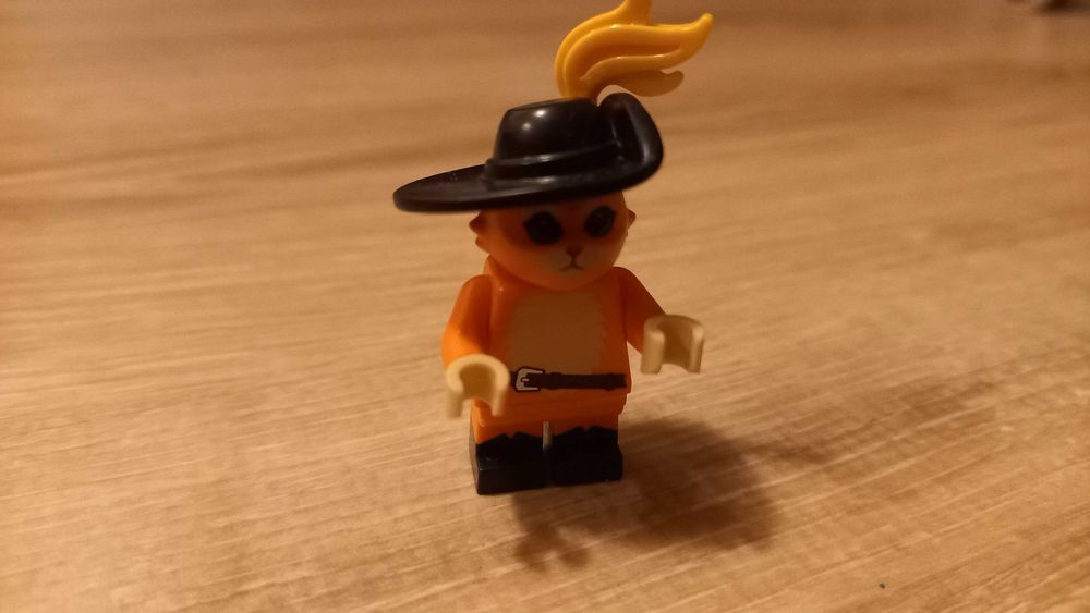 Lego Shrek minifigures Котаракът в чизми 6.50 евро