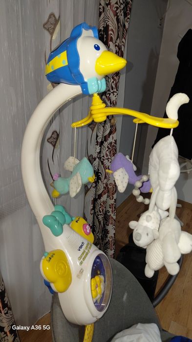 Vând  carusCarusel - Proiector bebelusi Vtech- Carusel Muzical cu Sune