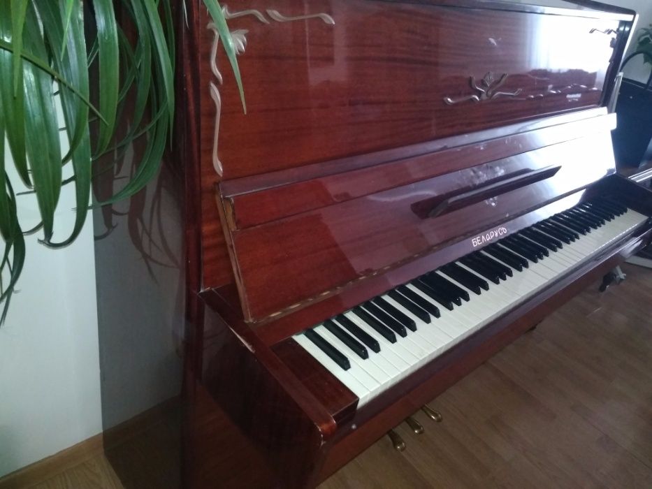 Продается пианино