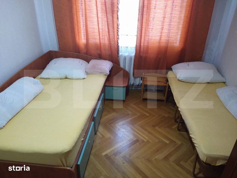 Casa individuala de inchiriat, cu 5 camere, 250 mp, zona Cetate