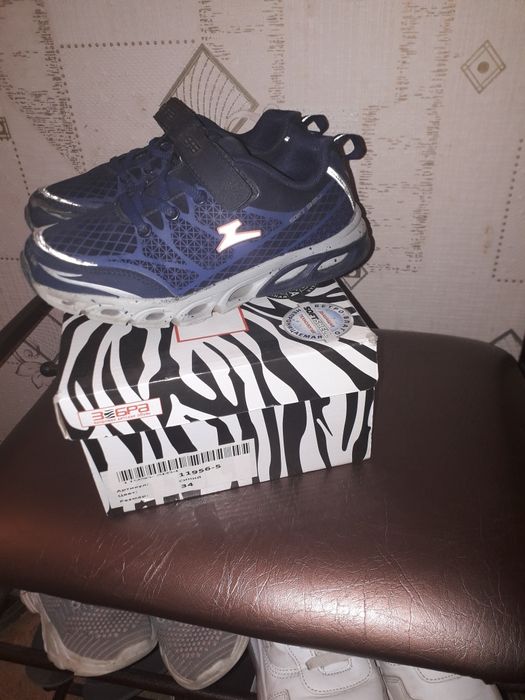 Кроссовки на мальчика