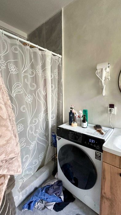 Продается Магазин с Частным домом Иван Империя