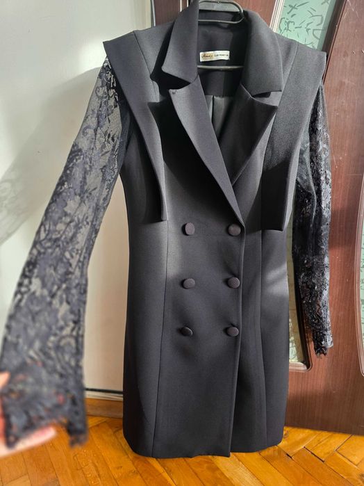 Дамска черна рокля