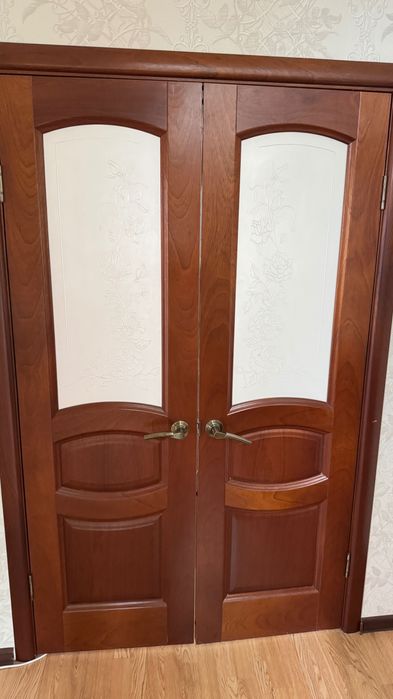 Продам межкомнатные двери, бу