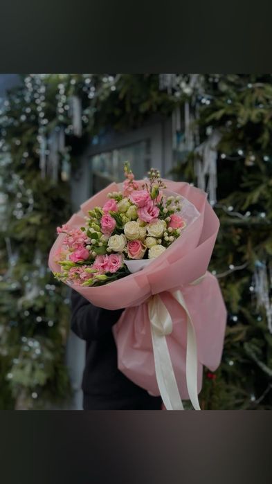 Розы, Пионы, Тюльпаны цветы букеты