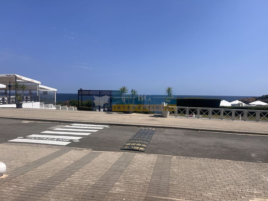 Продава се Едностаен апартамент в Ахтопол - 45 кв.м за 889 €/кв.м - Снимка #2