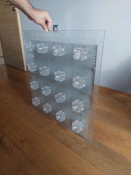 Стъклено осветителбо тяло за таван