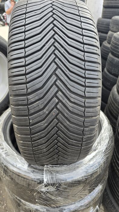 255/40/R19 Michelin Cross Climate²