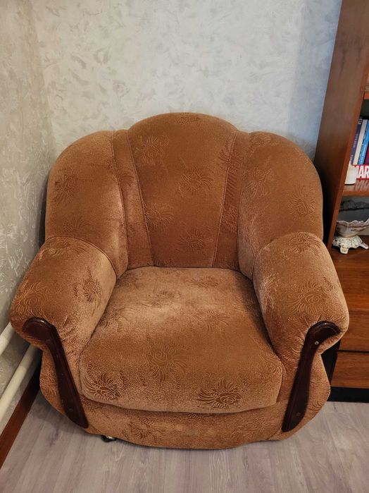 Диван с 2 креслом