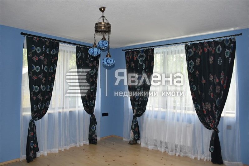Продава се Къща в с. Драгичево, Област Перник - 320 кв.м за 1594 €/кв.м - Снимка #3
