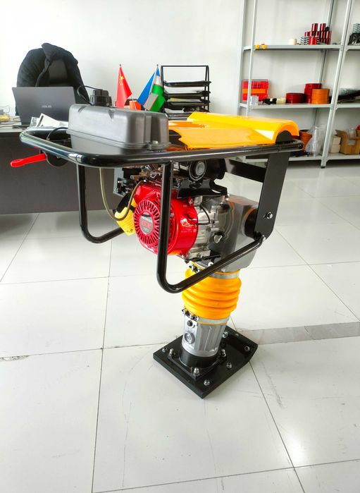 Вибротрамбовка (кенгуру) RM-80LC с двигателем HONDA