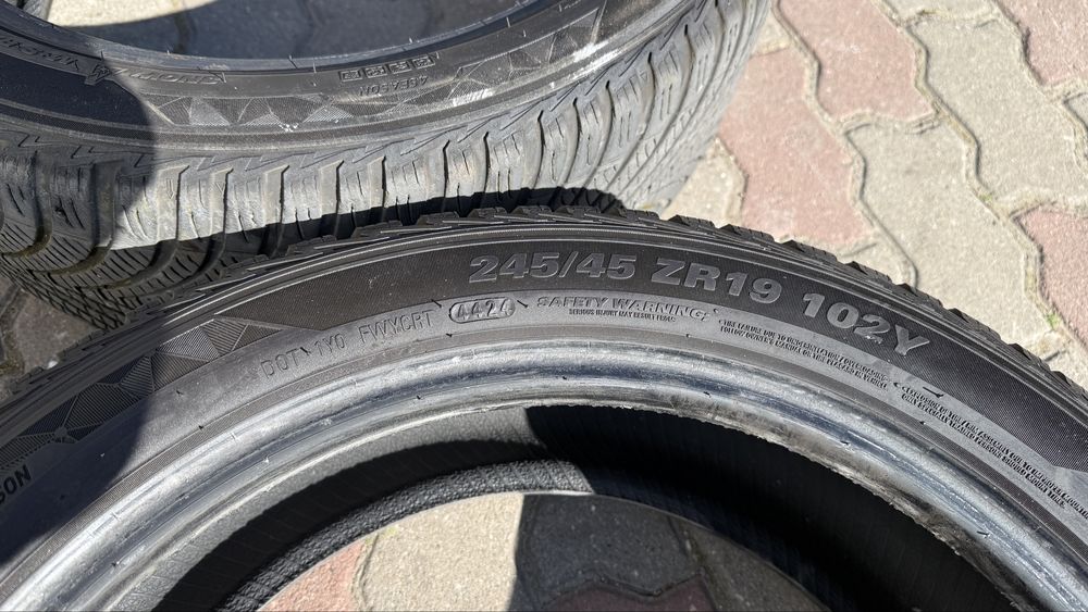 2 anvelope Kumho Solus 4S HA32, 245/45/ZR19 102Y, all season, Dot 44/24