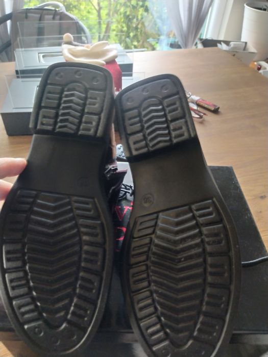 Vând ghete Flavia Passini