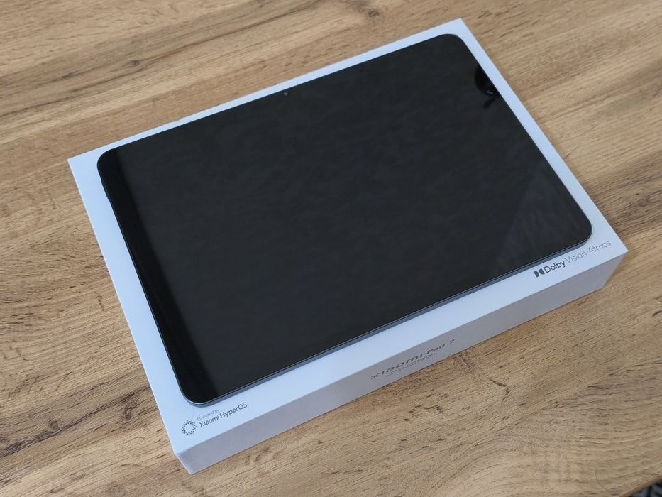 Xiaomi Pad 7 8/256 + оригинальная клавиатура с тачпадом, как новый