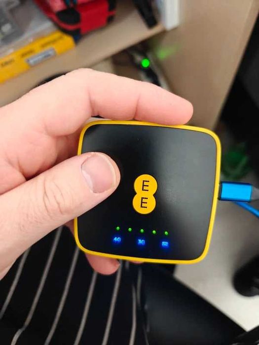 Mini modem 4Gee liber de retea