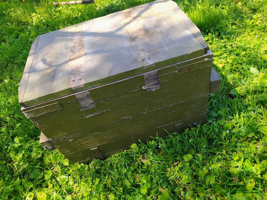 Продавам сандъци, преработени за 9-рамкови кошери