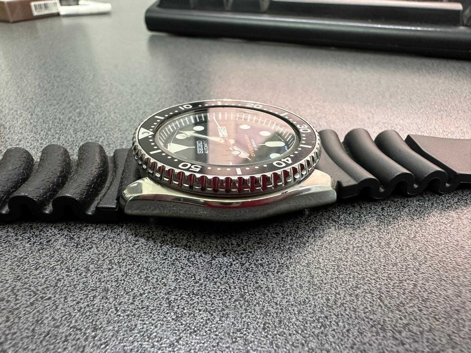 seiko 7s26 21 jewels culoare argintiu stralucitor fata spate lateral