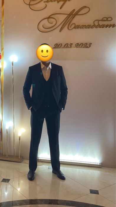 Мужской костюм тройка