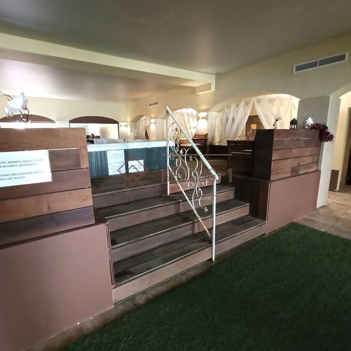 Продава се Заведение в Балчик - 610 кв.м за 1224 €/кв.м - Снимка #3