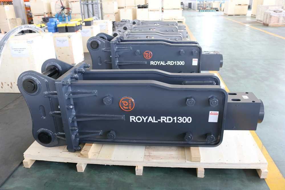 Stoc Picon hidraulic excavator incarcator fromtal Komatsu, nou