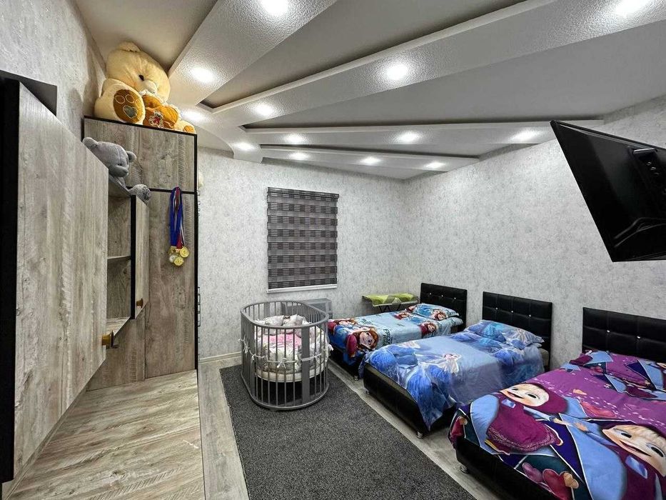 шахар марказида ховли сотувда