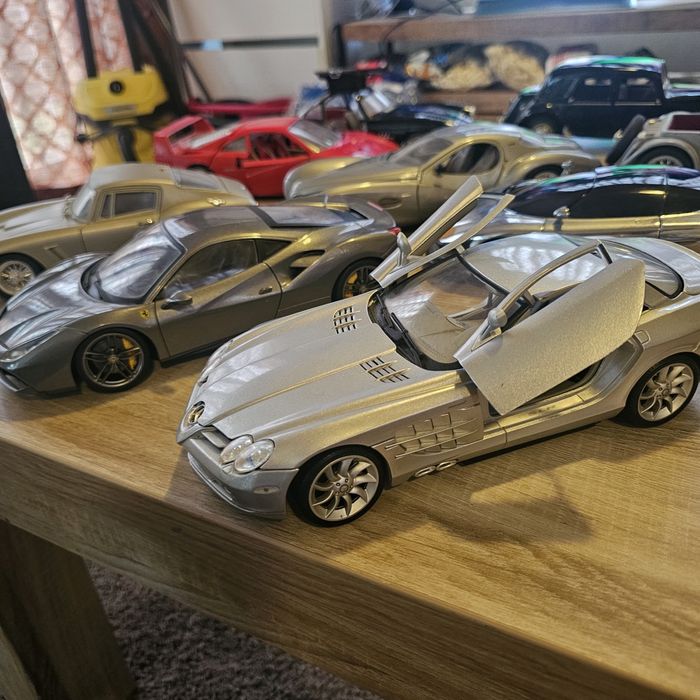 Colecție / Lot Mașinuțe Scară 1:8