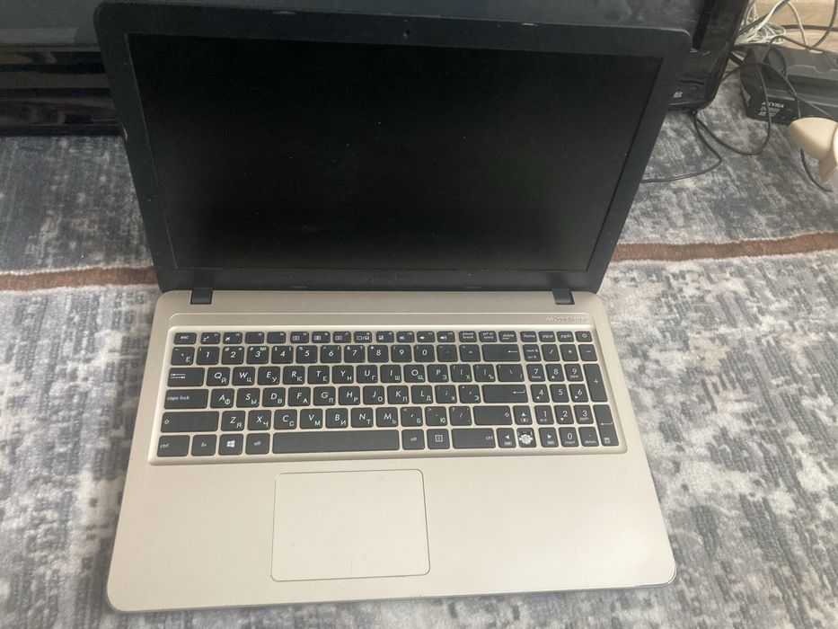 Продам ноут Asus