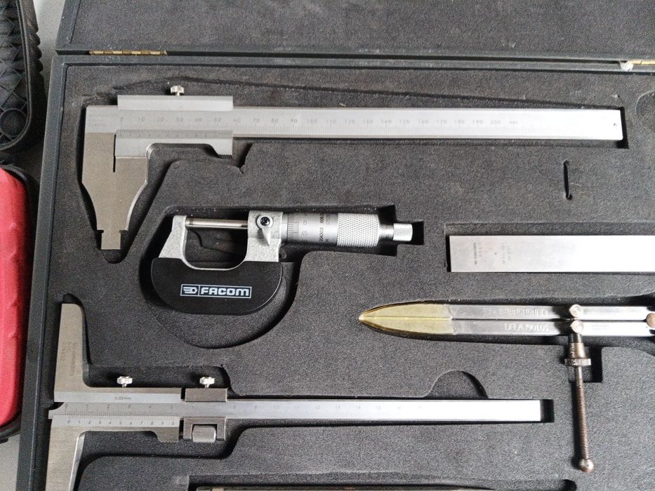 Vind scule profesionale snap  on, facom unele Sint noi altele  sint  u