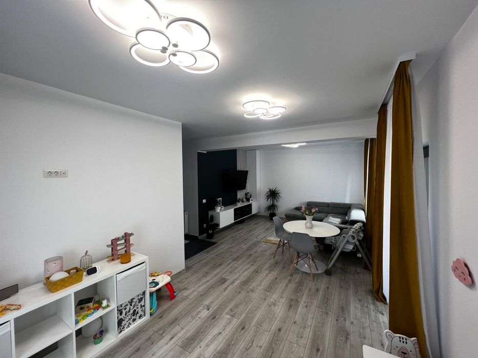 Casa P+1 mobilata și utilată