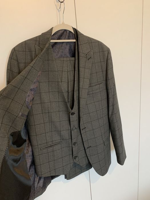 Costum Suvari, marimea 52/6