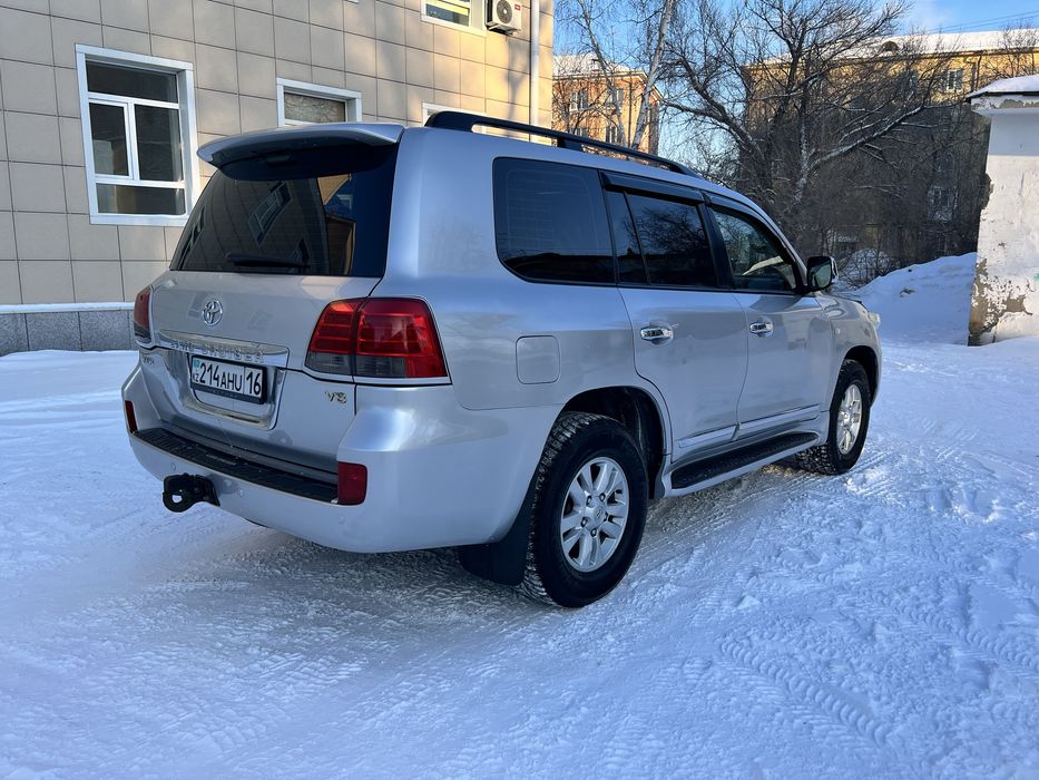 Продам Land Cruiser 200