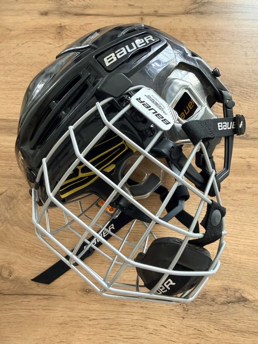 Детский шлем для хоккея на льду Bauer, 49-54 рр