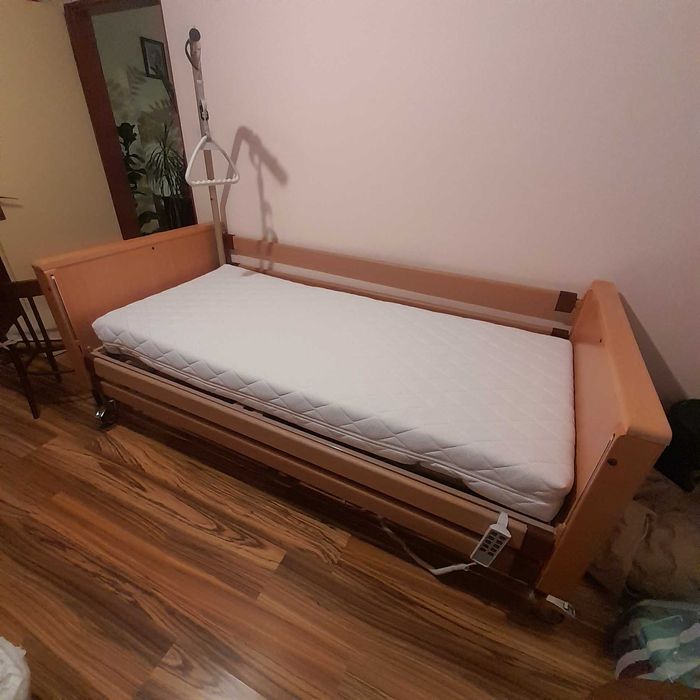 Електрическо  болнично легло