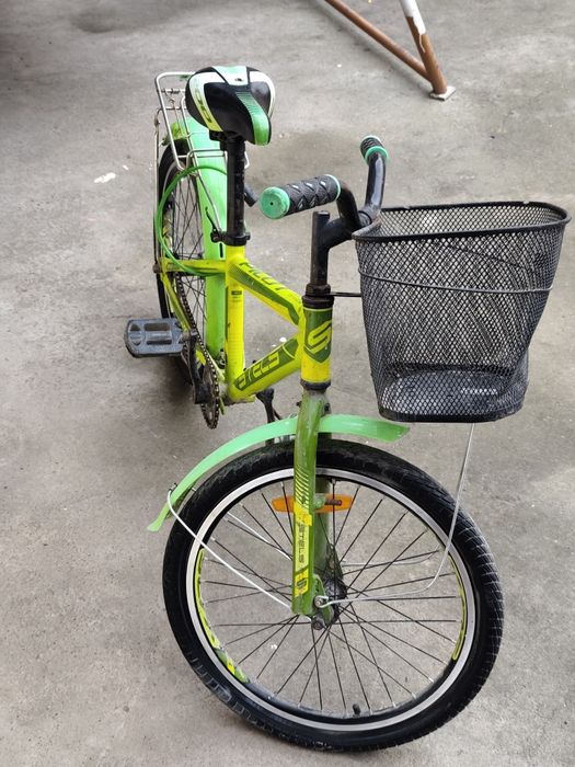 Ишончли ёшлар велосипеди