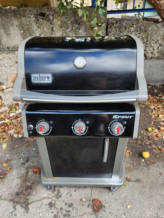 Газово барбекю Weber