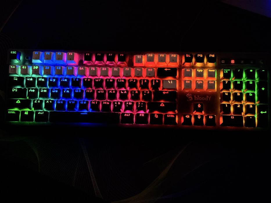 Computer srochno sotiladi!