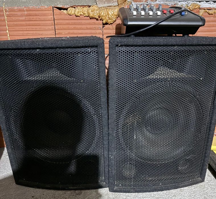 Тон колони с пулт