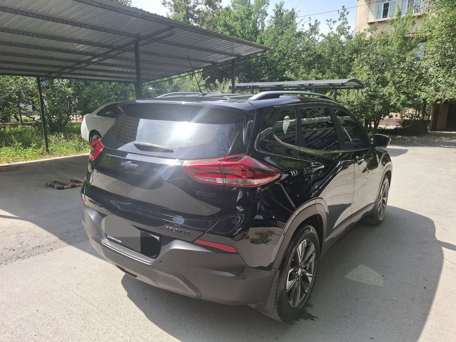 Tracker sotiladi
