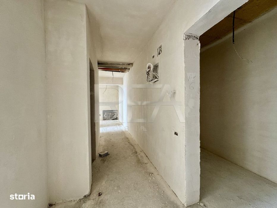 4 camere decomandat cu curte Ultracentral