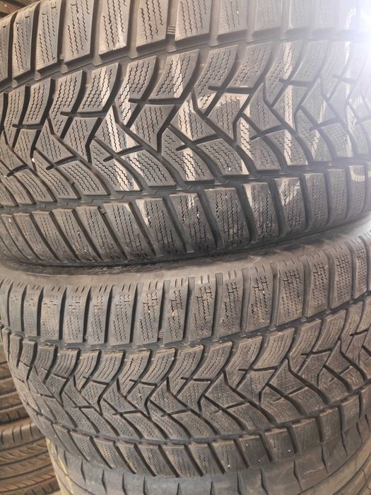 2бр.зимни гуми 255/40/20 Dunlop
