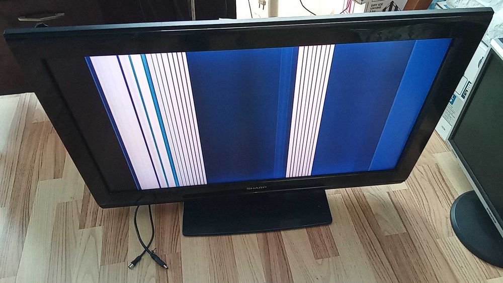 Цветен Телевизор SHARP
