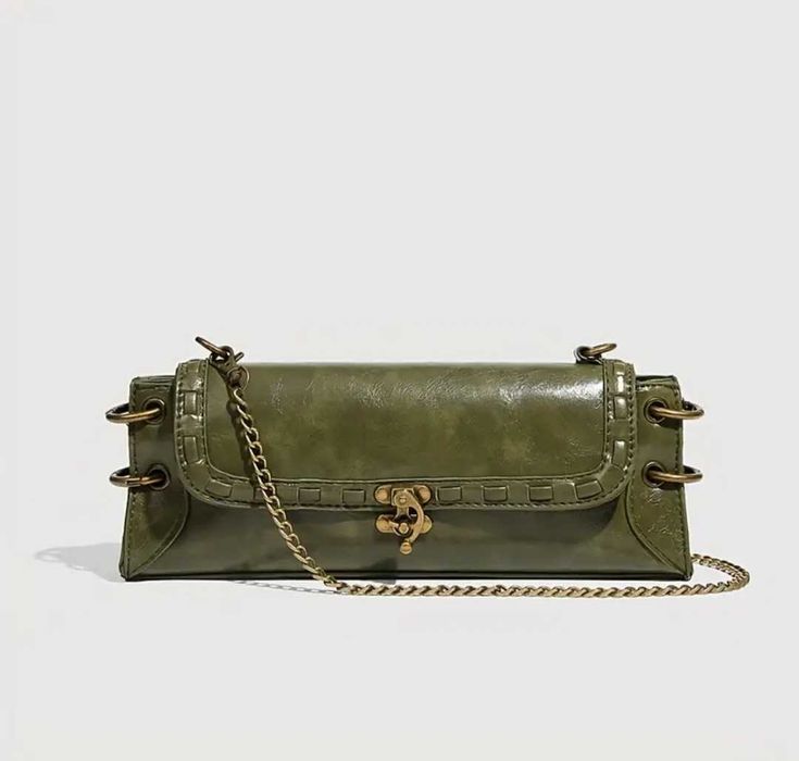 Чанта в маслинено зелен цвят