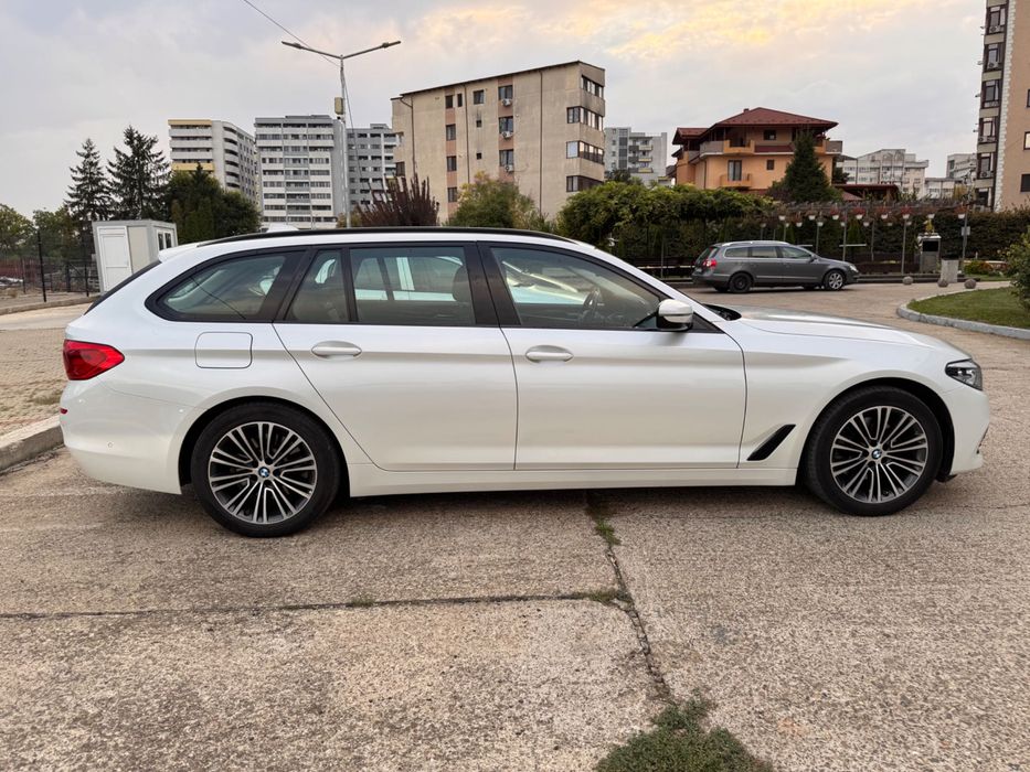 BMW 520D, BMW Live Cockpit Professional 2020 impecabila + ROTI DE IANA NOI